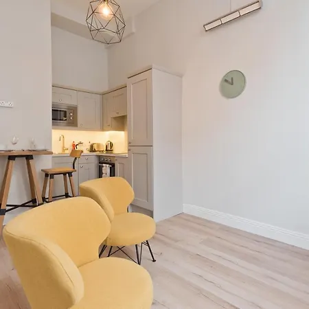 Prestigious Pembroke Street 4 Apartment